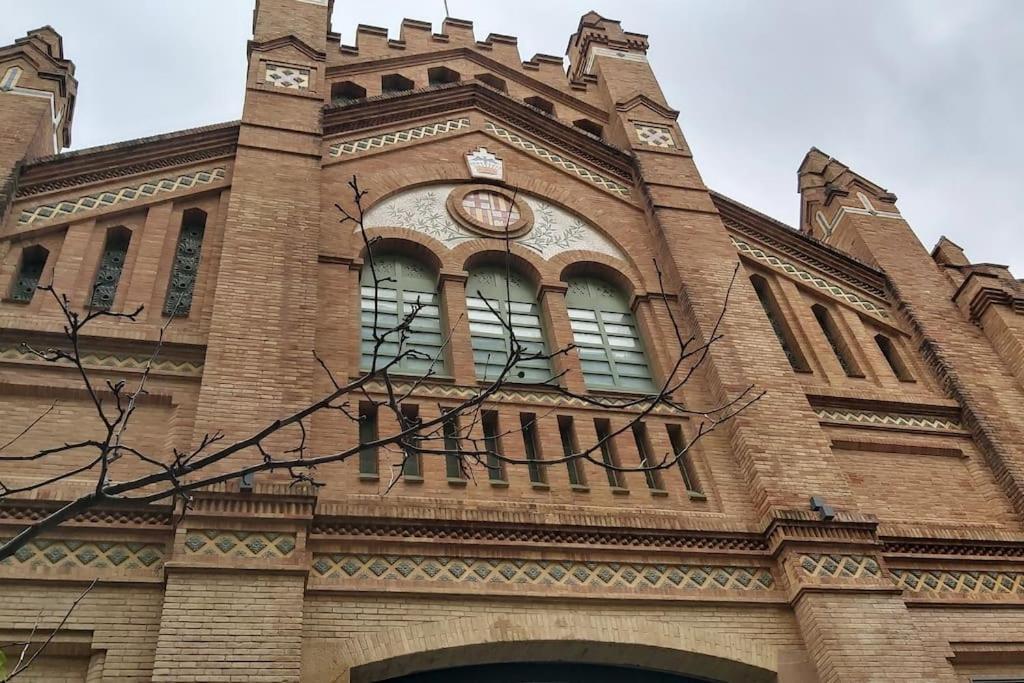 Small Room In Sants With Huge Terrace Barcelona Ngoại thất bức ảnh