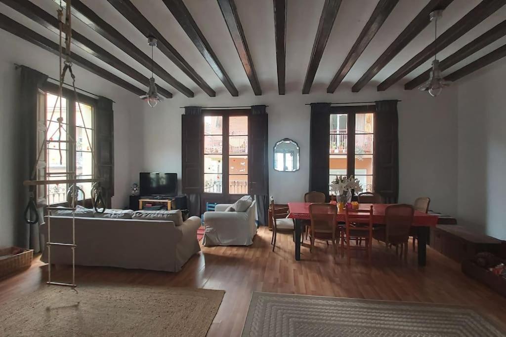 Small Room In Sants With Huge Terrace Barcelona Ngoại thất bức ảnh